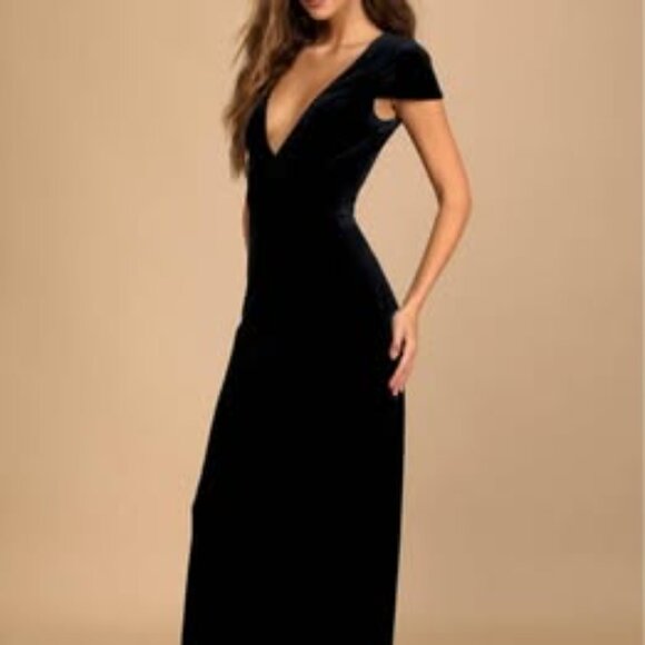 Lulu's Velvet Dress - Navy - Never Worn - Picture 3 of 4